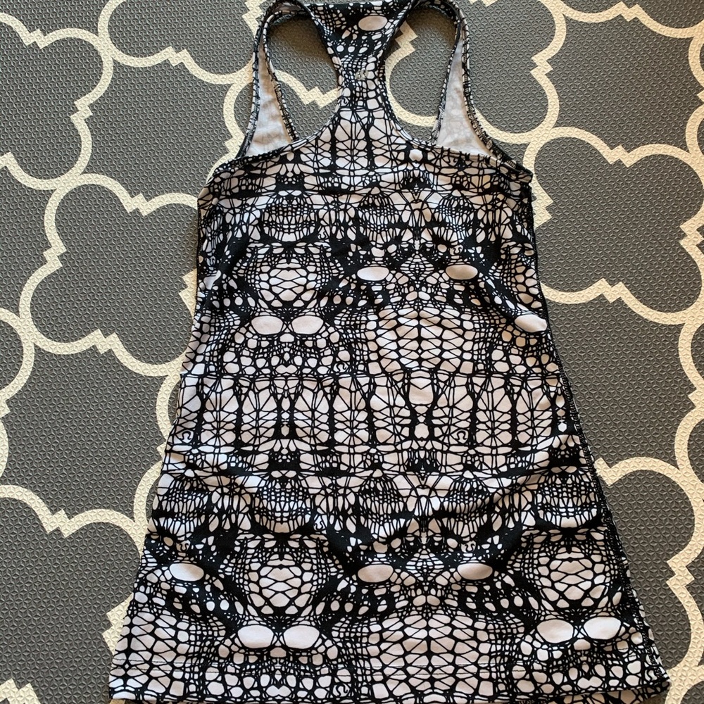 Lululemon racer back glacier lace